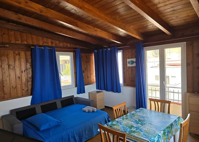 Appartamento Attico Vista Mare In Centro